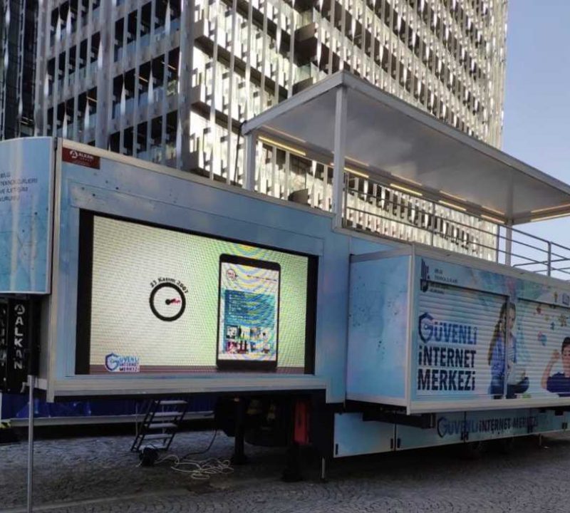 Mobil Eğitim Tırı – Alkan Group